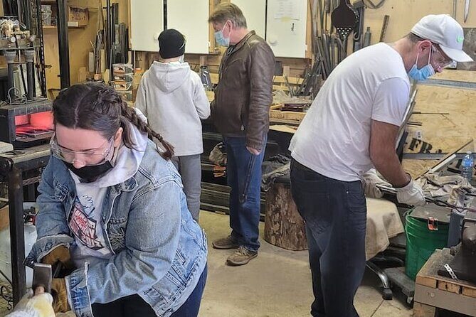2 Hour Blacksmithing Experience in Niagara (Craft Class/Activity) - The Sum Up