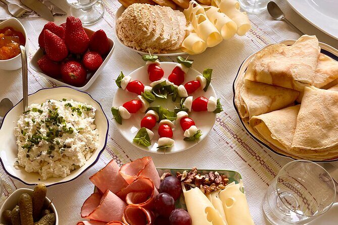2-Hour Breakfast Experience in a Home from Warsaw - An Authentic 2-Hour Breakfast in a Warsaw Home: A Review