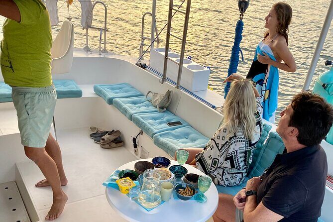 2 hour Catamaran Boat Tour - Departure Times and Booking