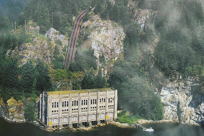 2 Hour Chartered Boat Tour from Deep Cove North Vancouver - Key Points