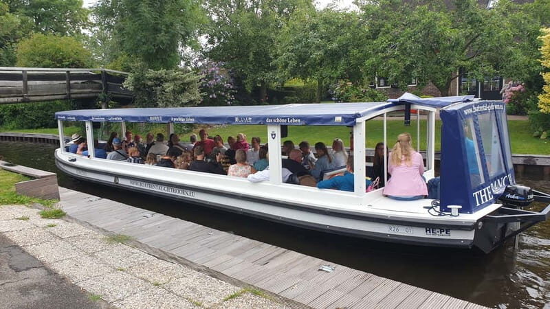 2 hour Luxury Private Closed Boat Tour with Local Guide - The Itinerary in Detail