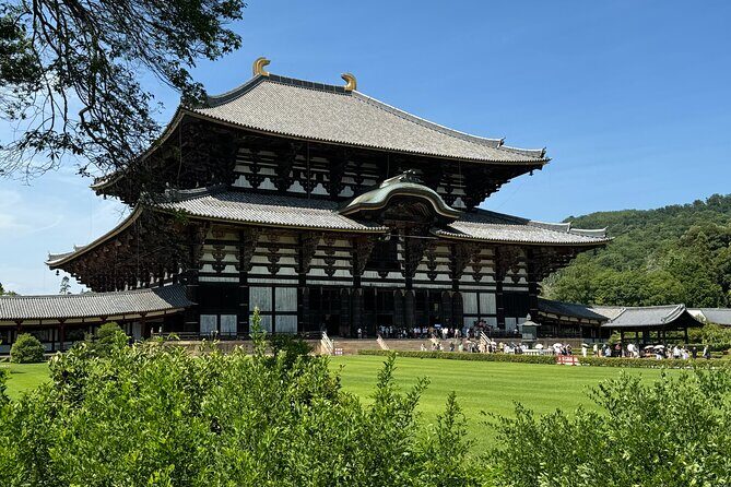 2-Hour Nara: Discover Every Bit of Tohdaiji-Temple Private Tour - Sangatsudo Hall: Artistic and Cultural Treasures