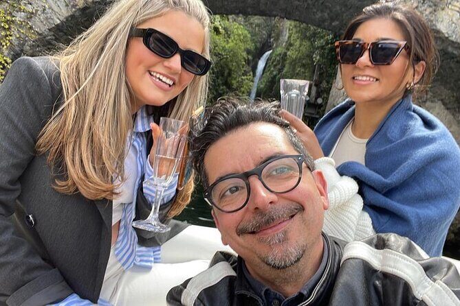 2 Hour Private and Guided Cruise to Lake Como Mostes motorboat - FAQs