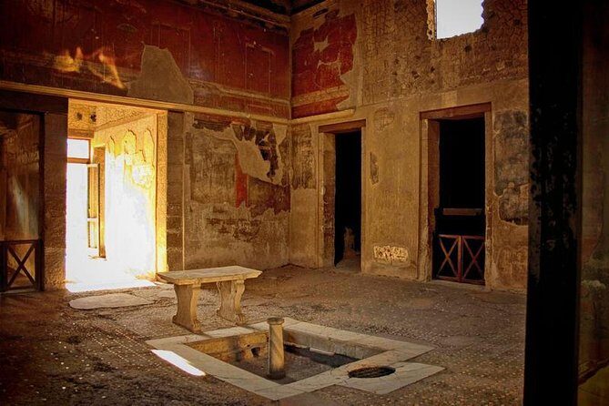 2-Hour Private Guided Tour of Herculaneum - Key Points