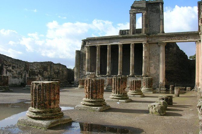 2-hour Private Guided Tour of Pompeii - Key Points