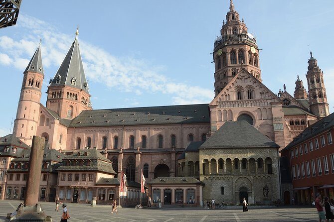 2 Hour Private Guided Walking Tour: Gutenberg and Mainz Cathedral - Key Points