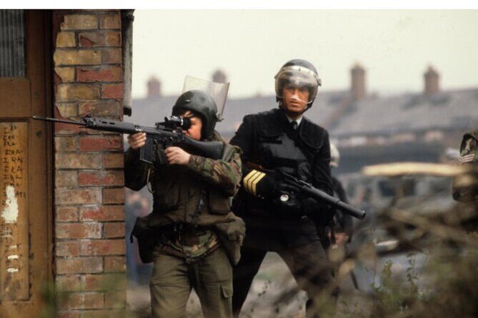 2 Hour Terror and Mural History Belfast taxi Private Tour - FAQs