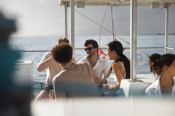 2 Hour Valentines Day Sunset Cruise in Waikiki, Oahu - What to Expect from the Experience