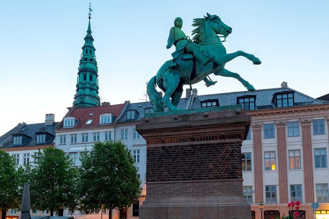 2-Hour Walking Introduction to Copenhagen and its Main Sights - FAQs