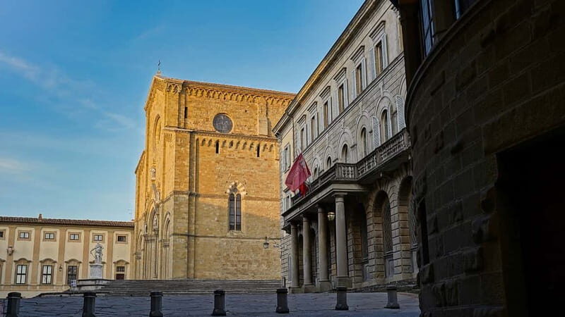 2 hours Arezzo group walking tour - A Closer Look at the Arezzo Walking Tour