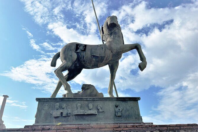 2 Hours Guided Pompeii Tour with Skip The Line Ticket Entry - Key Points