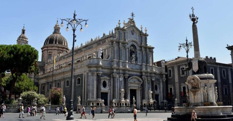 2 hours guided tour of Catania - In-Depth Look at the Tour Experience