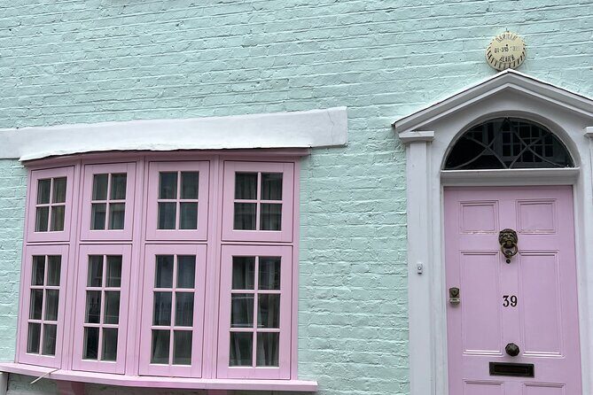 2 Hours History Walking Tour of The Secret Streets in Chelsea - Who Will Love This Tour?