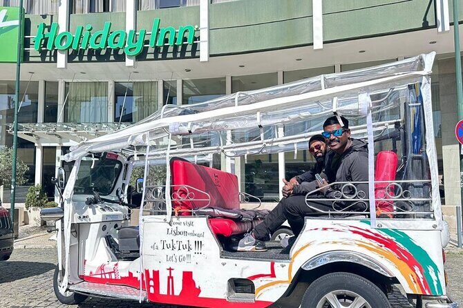 2 Hours Private Tuk Tuk Tour in Lisbon - Starting Point and Introduction