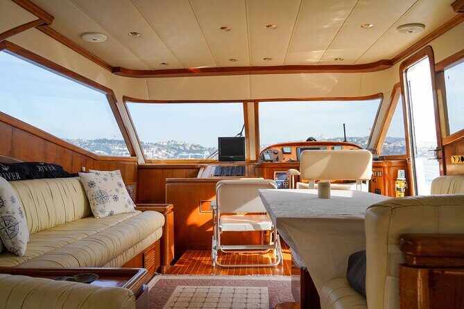 2 Hours Private Yacht Cruise on Bosphorus - The Sum Up