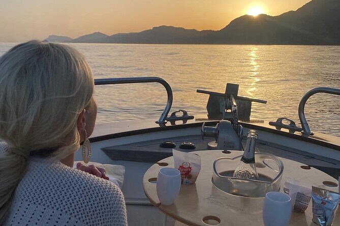 2 Hours Sunset Cruise of Positano - The Experience in Detail