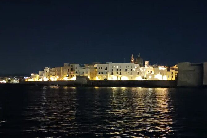 2 hours tour on boat to Polignano a mare - FAQs