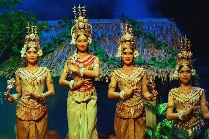 2 Hours Traditional Dinner Show with Free Transfer - Transportation and Timing