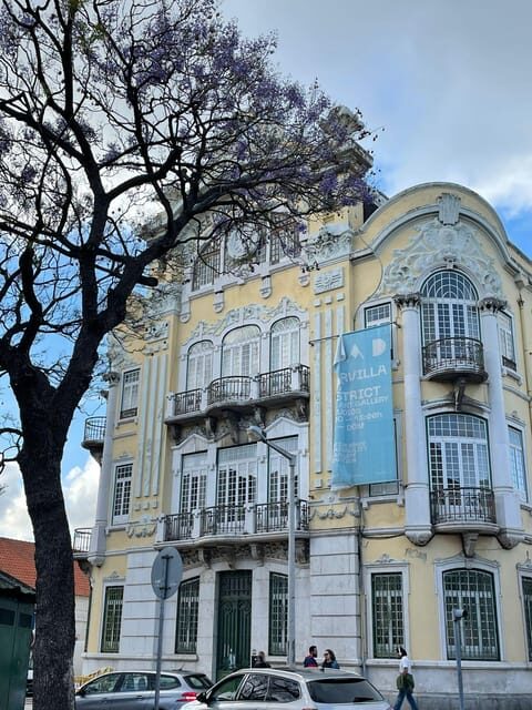 2 hours tuktuk tours in Lisbon in EnglishRussianHebrew - Key Points