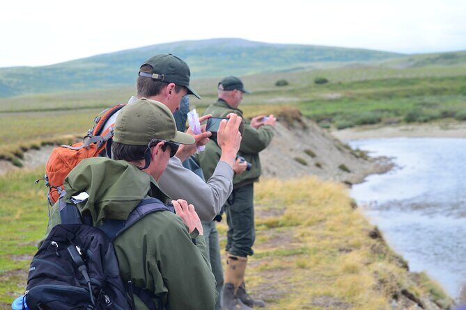 2 Park Bear Viewing Adventure to Katmai and Lake Clark NP - Who Should Consider This Tour?