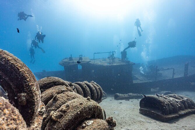 2-Tank Dive Featuring the Molokini Crater - FAQ