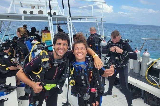 2 tanks for certified divers - Who Will Love This Tour?