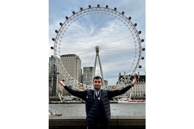 20 Major London Attractions - Guided Tour With Video and Photos - St. Paul’s Cathedral and Millennium Bridge