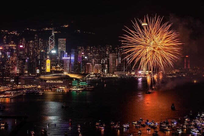 2025 Chinese New Year Fireworks Open Bar Yacht Dinner Cruise HK - Key Points