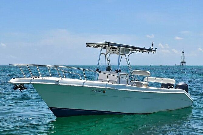 25' Cobia Center Console Boat Rental - Key Points