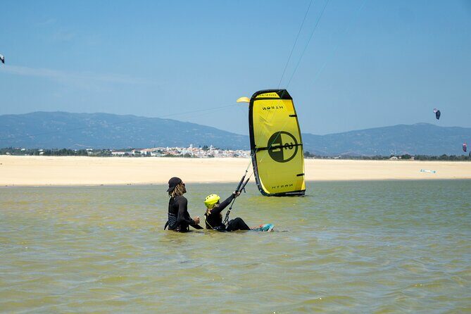 2,5-hour Semi-private Kite Course with your own Kite! - FAQs