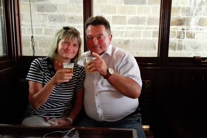 2:5-Hour Walking Tour of Old Town Prague with Boat Ride - FAQs