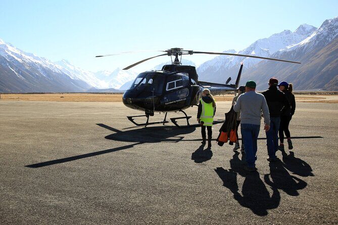 25-Minute Helicopter flight including an alpine landing - Key Points