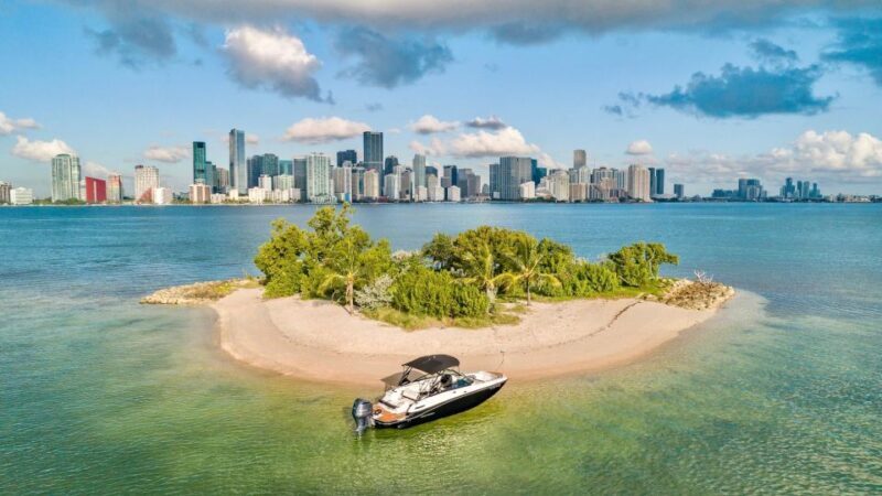 27 Feet Monterey Breathtaking Miami Skyline Boat Tour - Why This Tour Is Worth Considering
