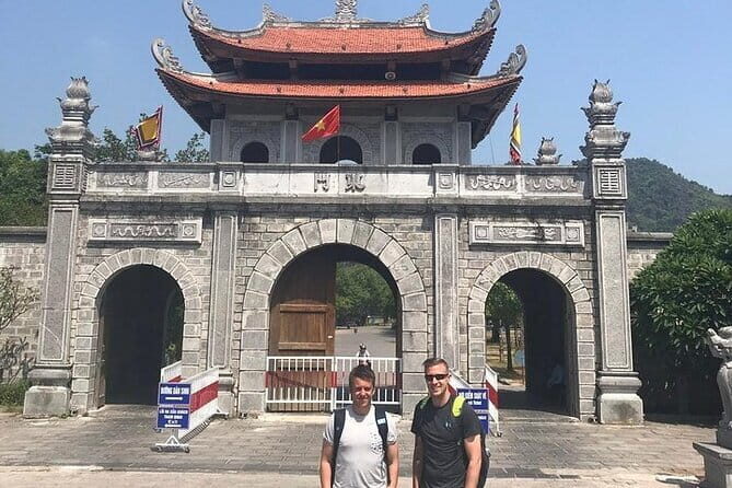 2D1N | Ninh Binh (Hoa Lu, Tam Coc, Mua Cave , Bai Dinh, Trang An) - Authentic Experiences and Local Flavors