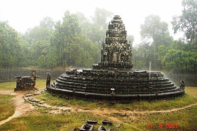 2days Explore Angkor wat Small Tour & Big Tour + Banteay Srei (Private tour) - Practical Tips for Your Trip