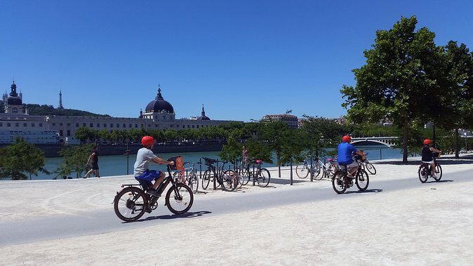 2h - Electric Bike Tour of Lyon with a Local Guide - An In-Depth Look at the Lyon Electric Bike Tour