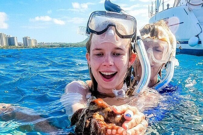 2hr Luxury Private Sailing Catamaran for 7-12 People - Detailed Breakdown of the Experience