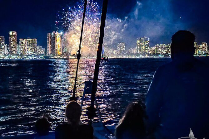 2hr Luxury Private Sailing Catamaran for 7-12 People - The Sum Up