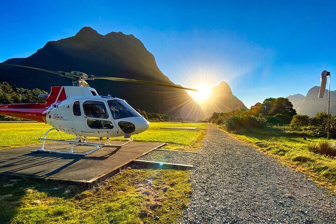 2hr Scenic Milford Sound Flight with Landing - 201 - A comprehensive look at the 2-hour Scenic Milford Sound Flight with Landing