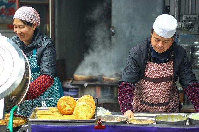 3-Day 2-Night Uncover Xians Ancient Wonders and Hidden Eats - Day 3: Local Life and Unique Stays
