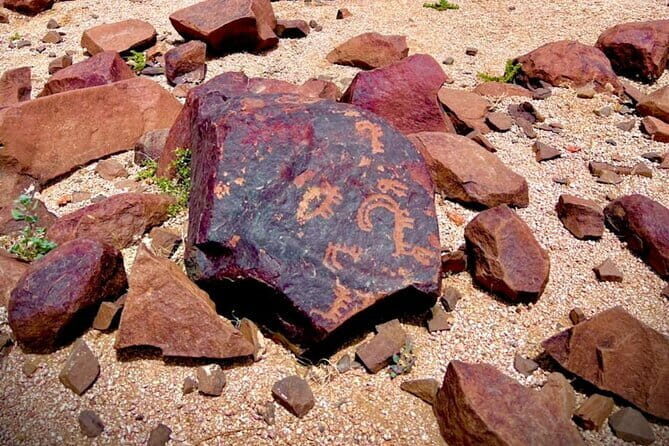 3 Day Archaeological Tour At Jabal Al Lawz - Key Points