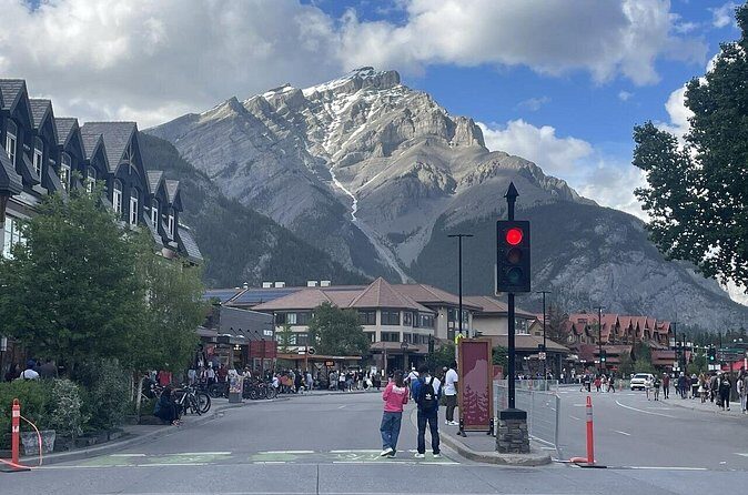 3 Day Banff National Park Johnston Canyon Voyage Car Tour - The Travel Experience: Pros and Cons