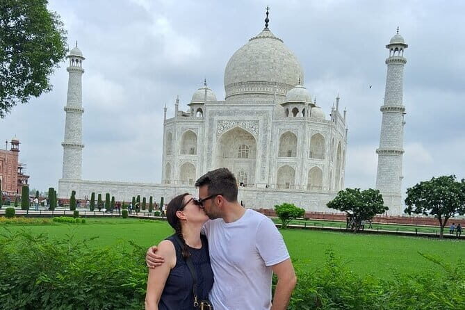 3-Day Golden Triangle Luxury Tour from Delhi to Agra and Jaipur - FAQ