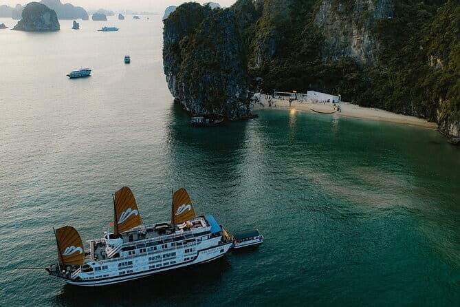 3-day in Halong Bay on Valentine 5 Star Cruise from Hanoi - Key Points