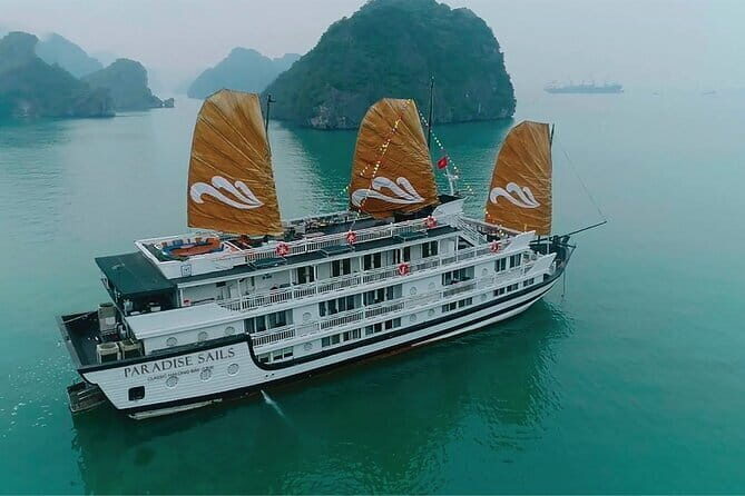 3-day in Halong Bay on Valentine 5 Star Cruise from Hanoi - Setting off from Hanoi: What to Expect