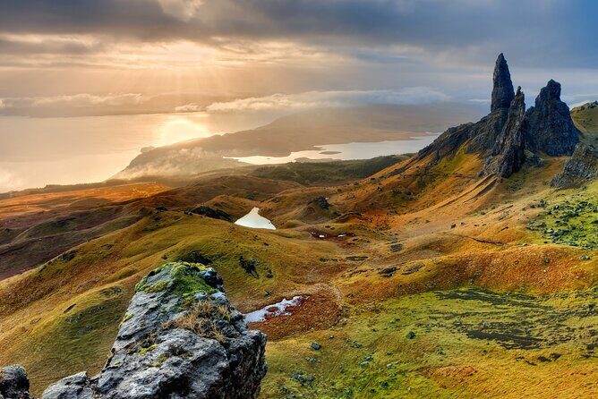 3 Day - Isle of Skye, Loch Ness & Glenfinnan Tour from Glasgow - Starting the Adventure: Day 1