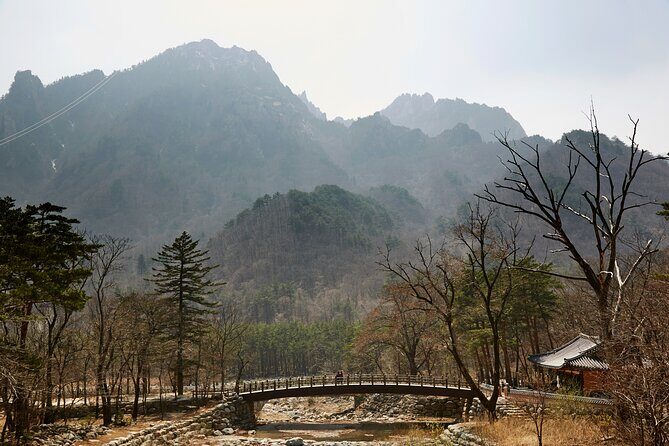 3-Day Korea Eastern course by K-shuttle Tour from Busan to Seoul - FAQ