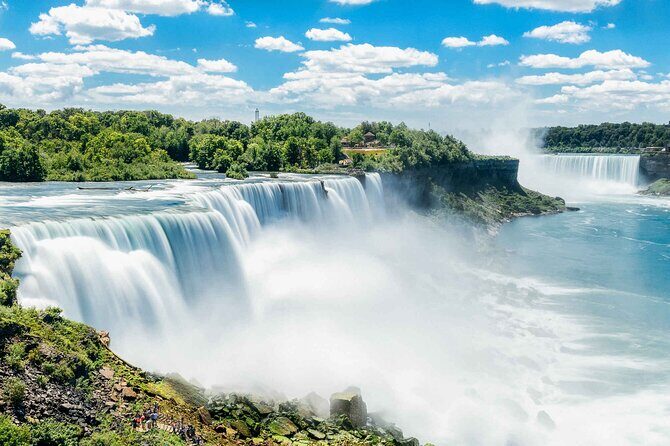 3-Day Niagara Falls,NY and Boston Tour from New York - Day 1: From NYC to Niagara via Corning and Watkins Glen