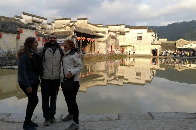 3-Day Private Huangshan Tour: Hongcun Village & Overnight on Mt Huangshan - Key Points