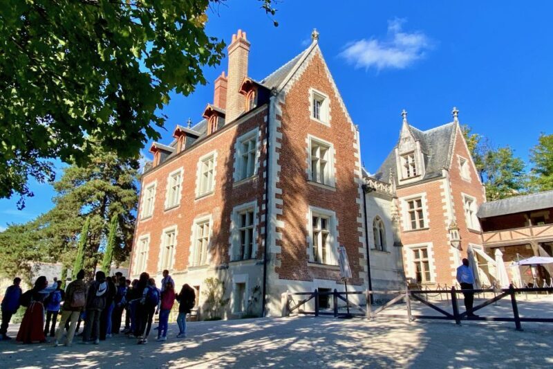 3-day Private Loire Castles Trip 2 Wine tastings by Mercedes - Frequently Asked Questions (FAQs)